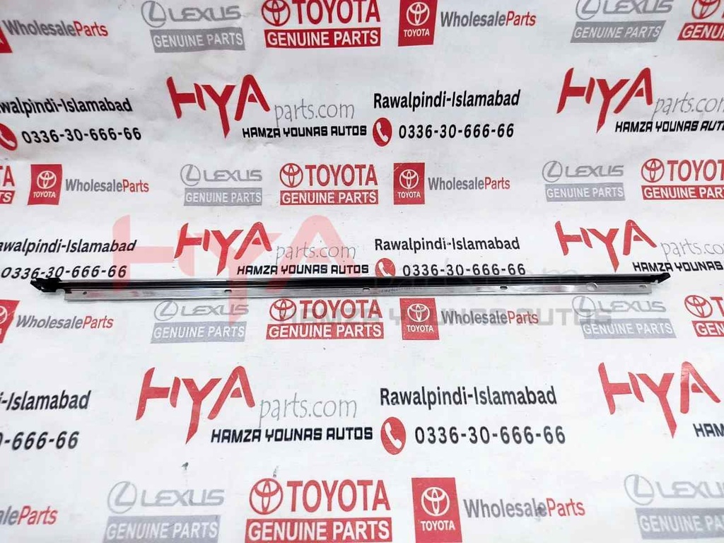 MOULDING, REAR DOOR WINDOW FRAME UPR LH