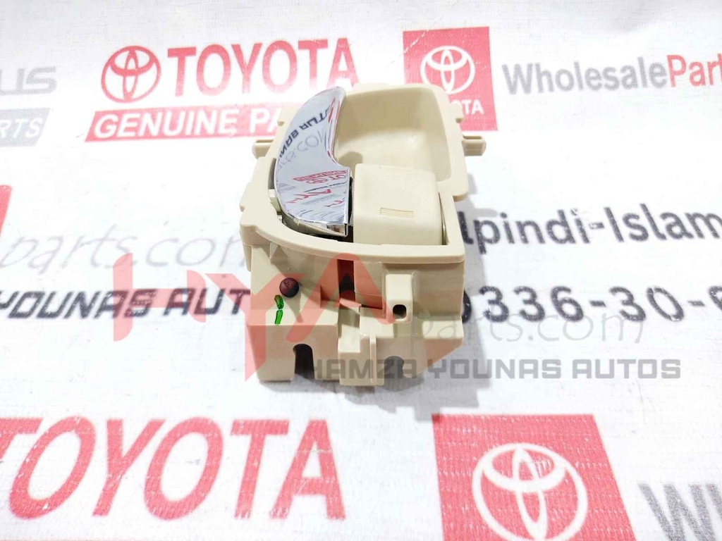 C2 HANDLE S/A,FR DR,INSIDE RH (Chrome)