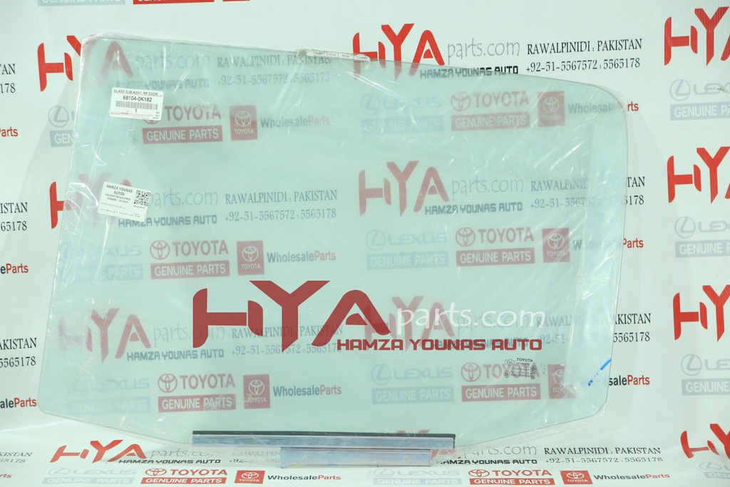 68104-0K182 [DOOR GLASS VIGO RR LH]