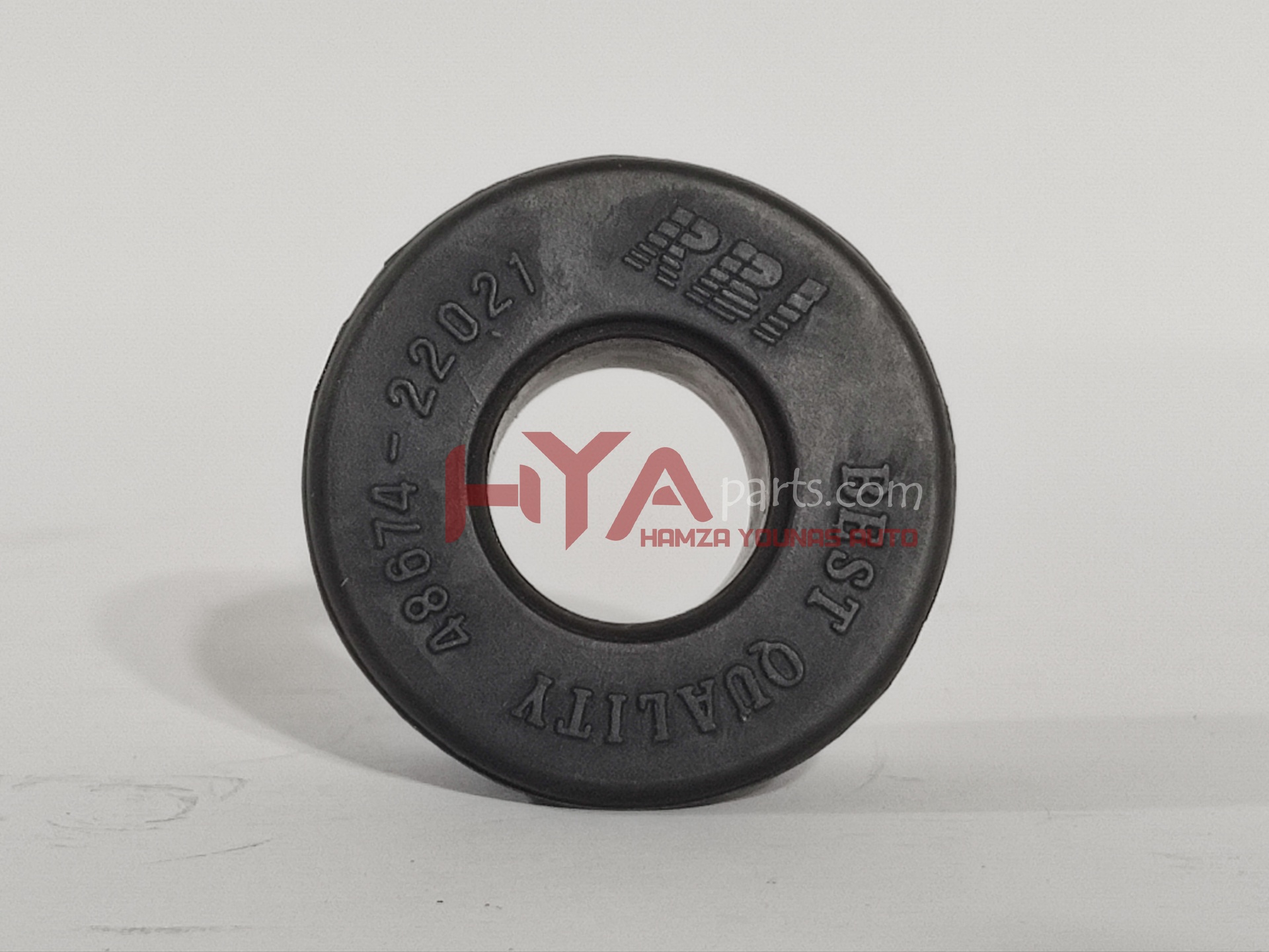 [RBI 48674-22021] CHICK BUSH