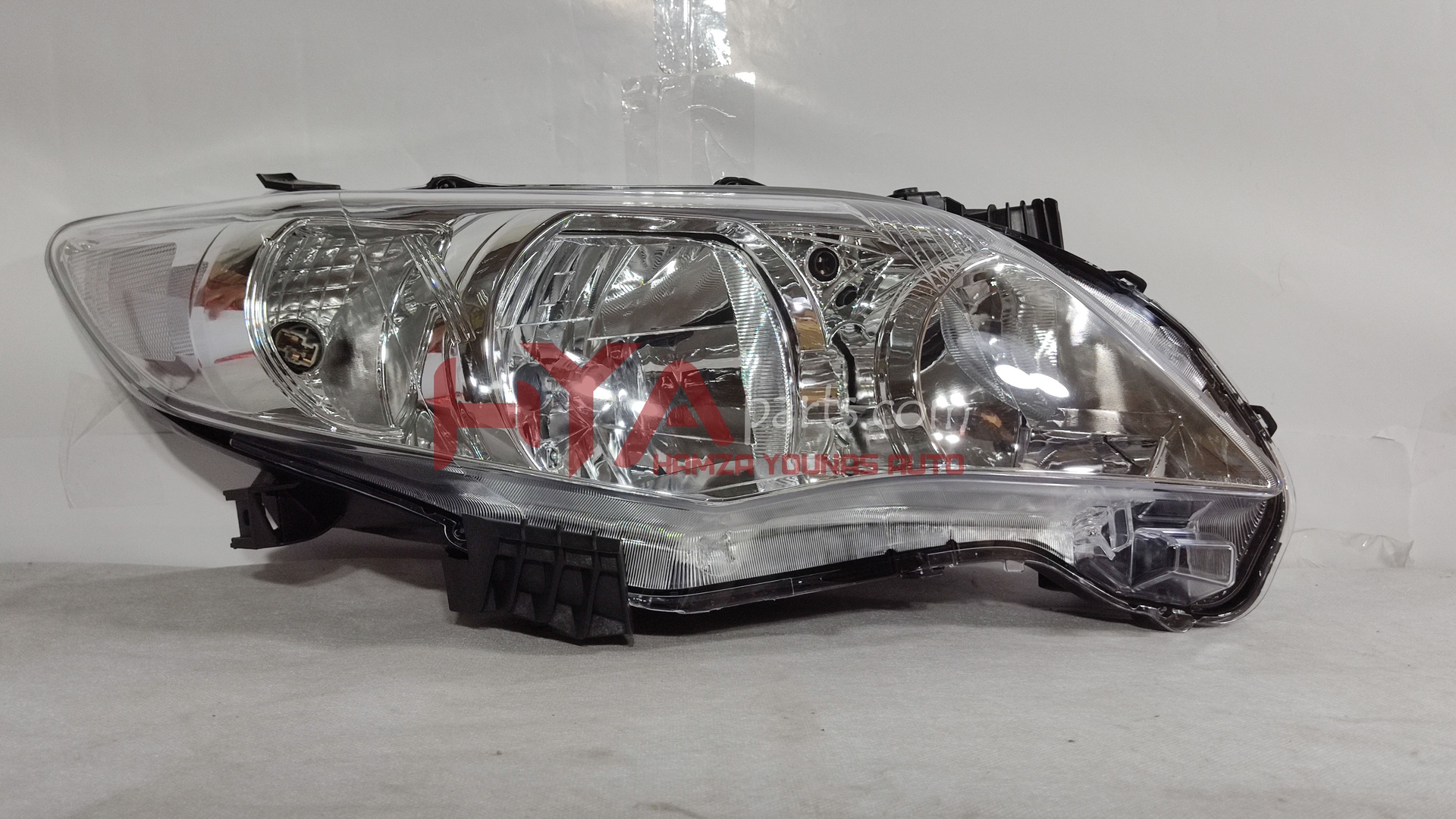 [TYC 20-C601-05-2B] HEAD LIGHT COROLLA 2012 RH