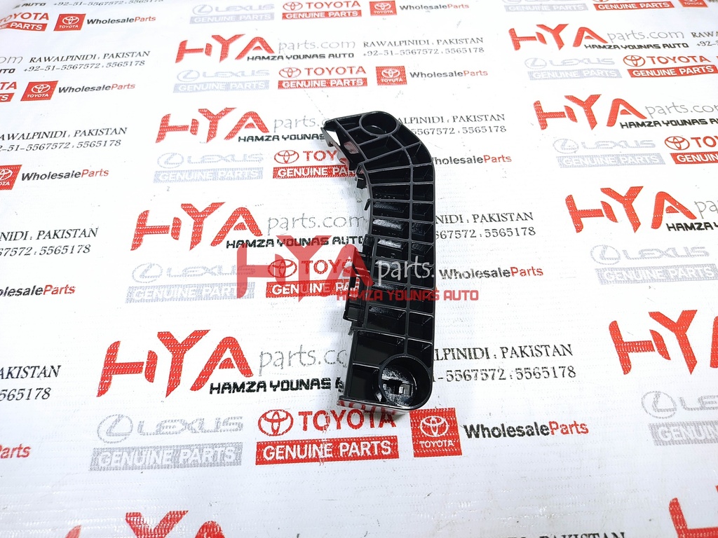 RETAINER, FRONT BUMPER SIDE, RH (BUMPER SPACER)