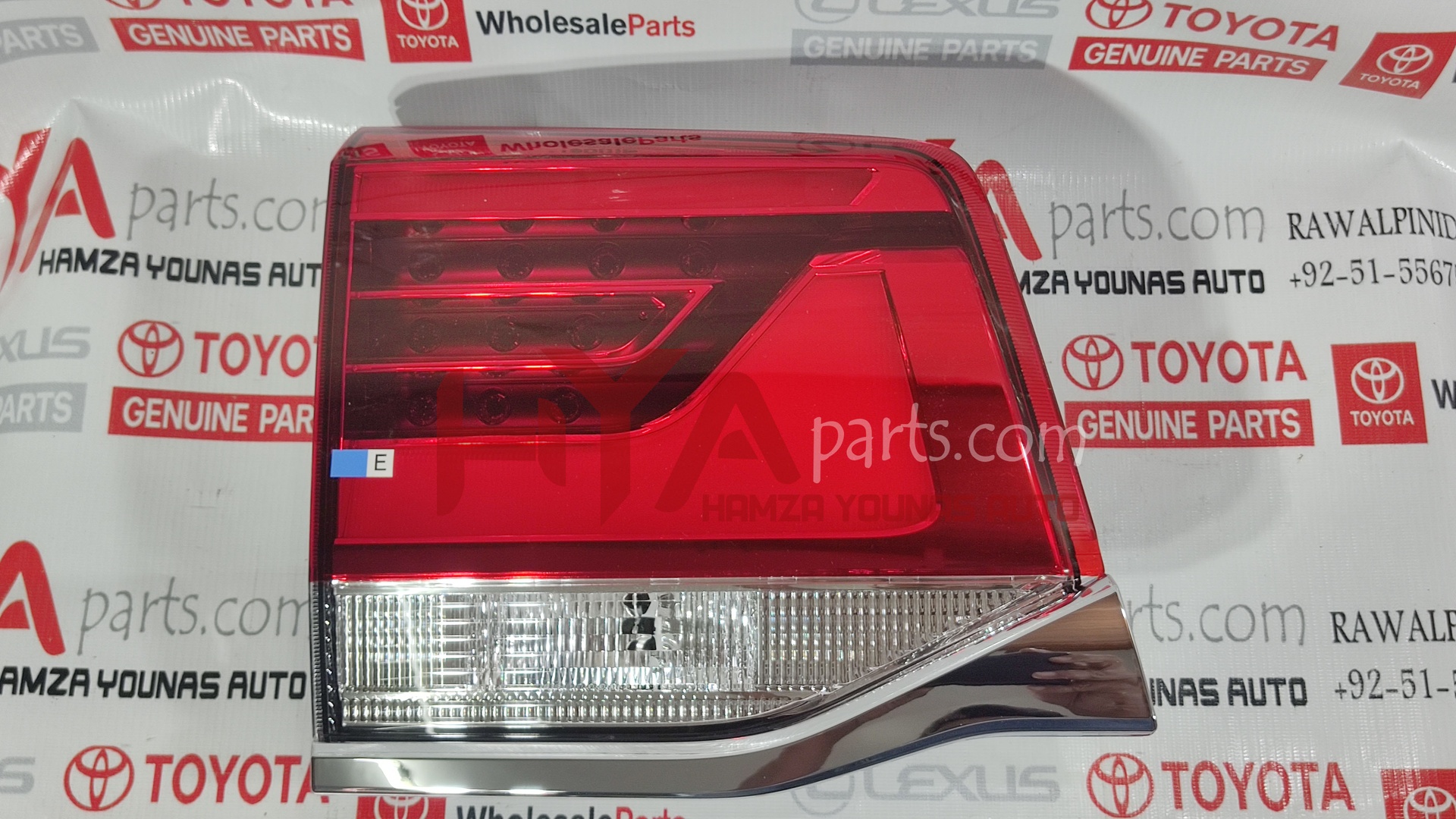 [81591-60381] LENS AND BODY, REAR LAMP, LH (BACK LIGHT)