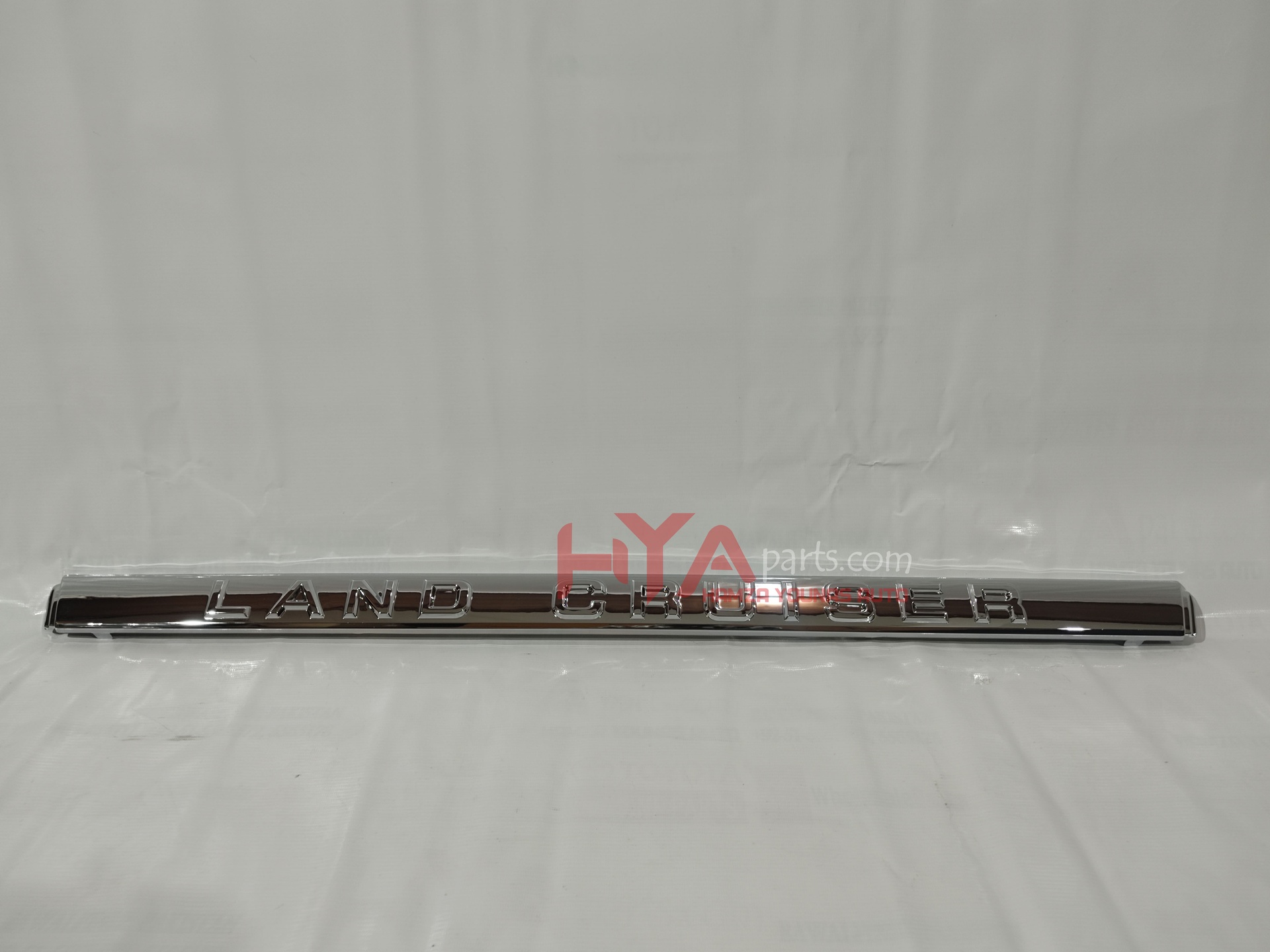 [76801-60340-CH] GARNISH SUB-ASSY, BACK DOOR, OUTSIDE