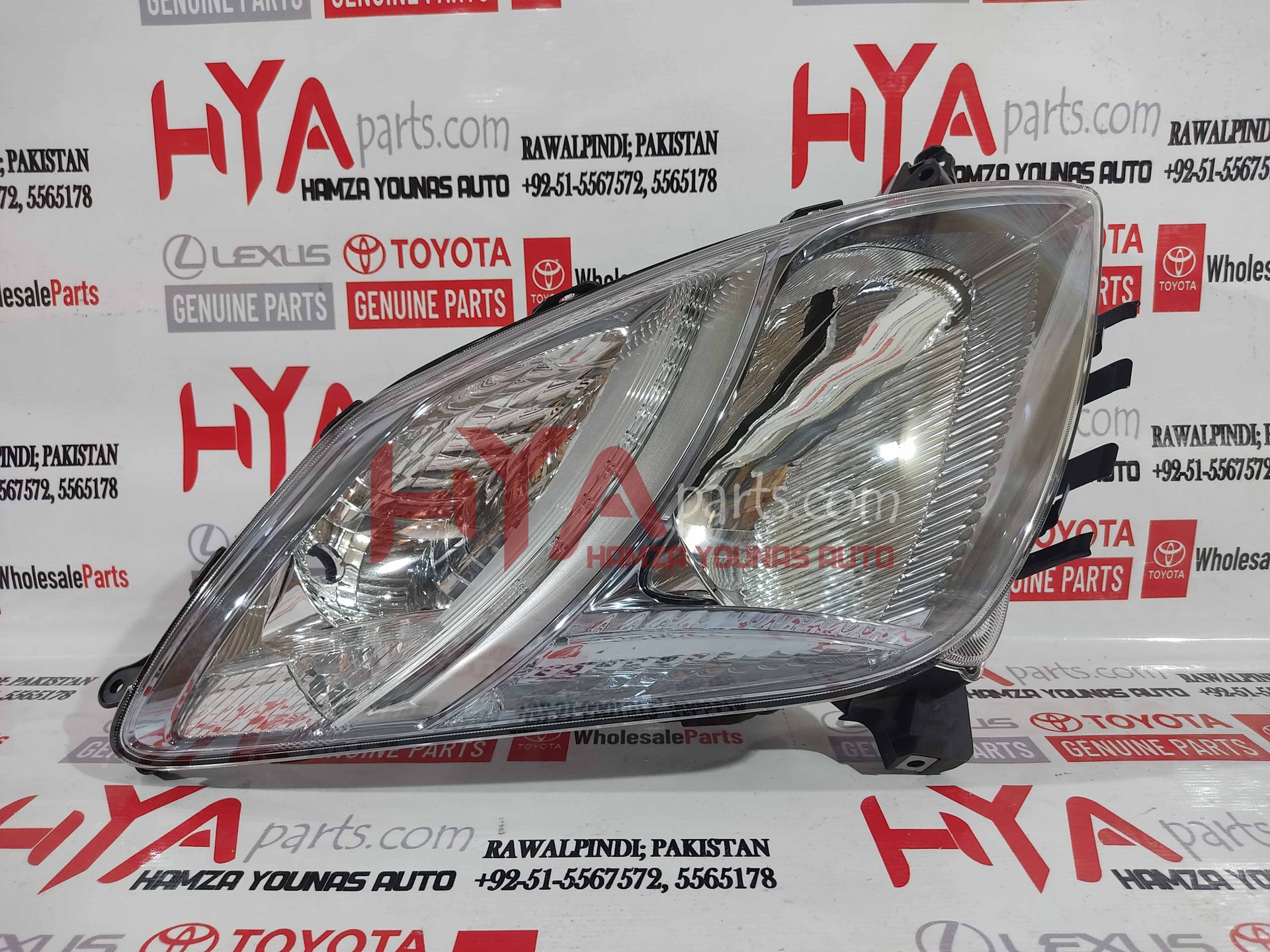 [81130-47140] UNIT ASSY, HEADLAMP, RH (HEAD LIGHT)