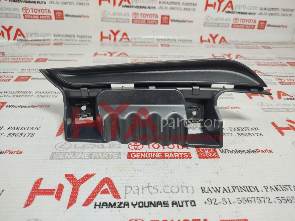 COVER, FOG LAMP, RH