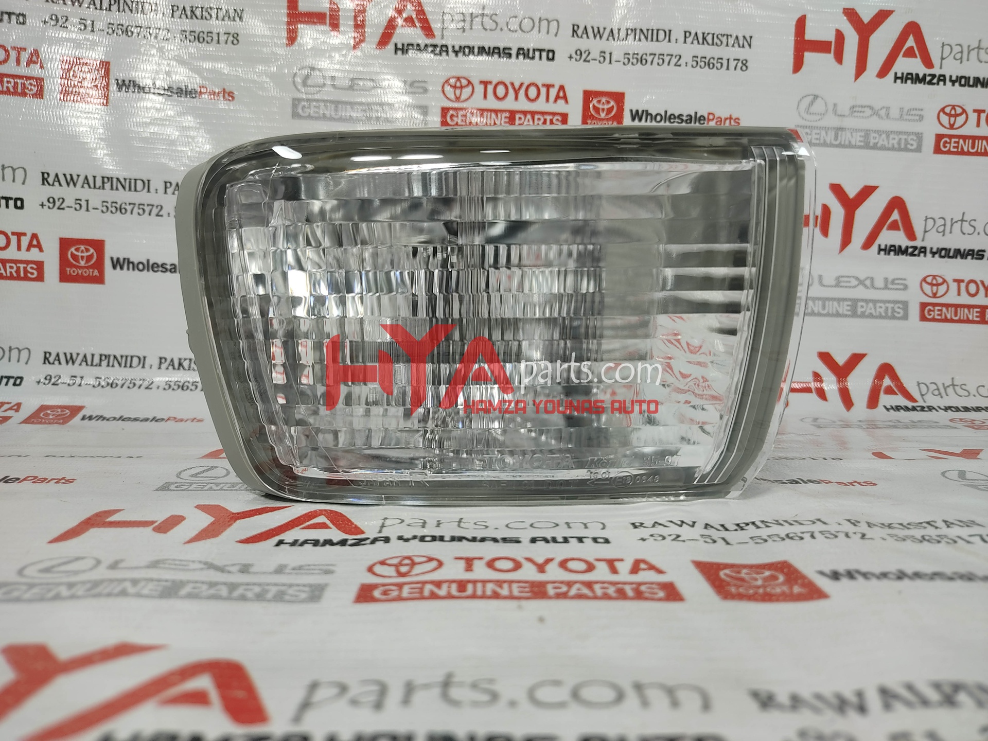 [81511-35411] UNIT ASSY, FRONT TURN SIGNAL LAMP, RH