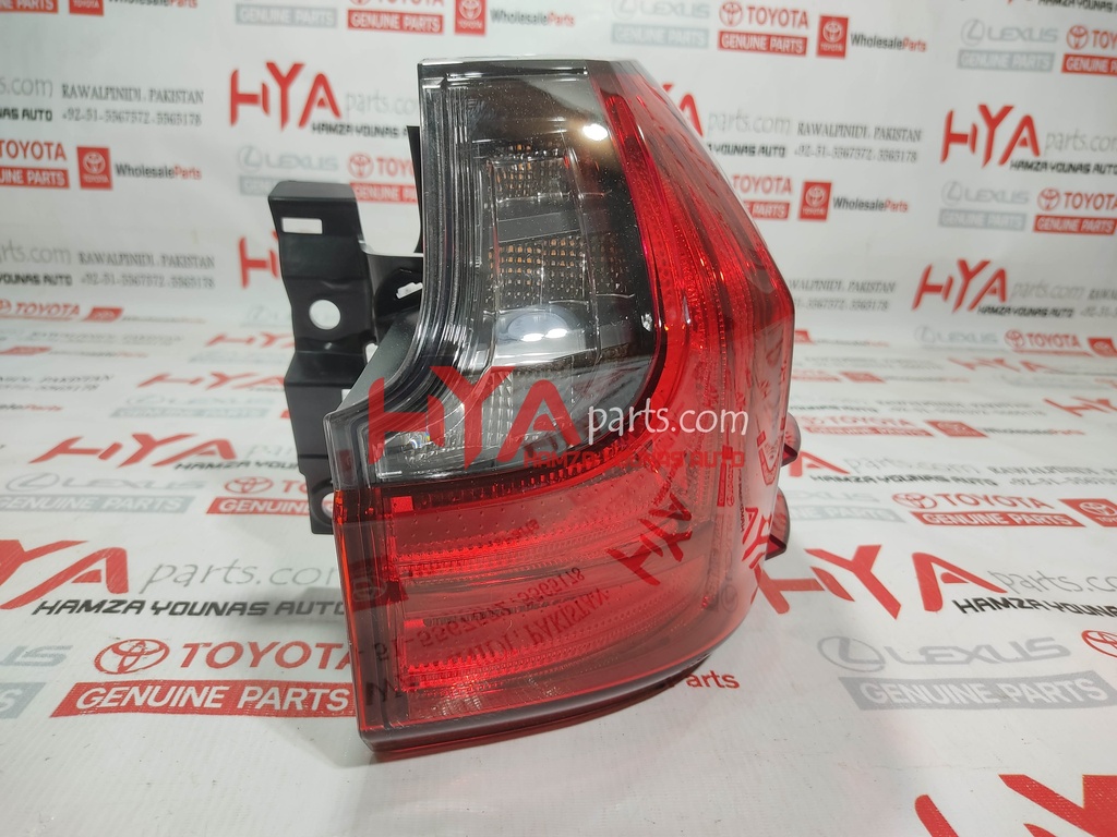 LENS &amp; BODY, REAR COMBINATION LAMP, RH (BACK LIGHT)