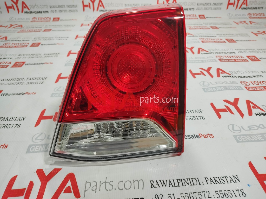 LENS AND BODY, REAR LAMP, RH (BACK LIGHT)