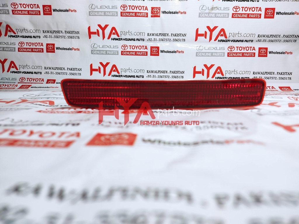 REFLECTOR ASSY, REFLEX, RH (REAR BUMPER REFLECTOR)