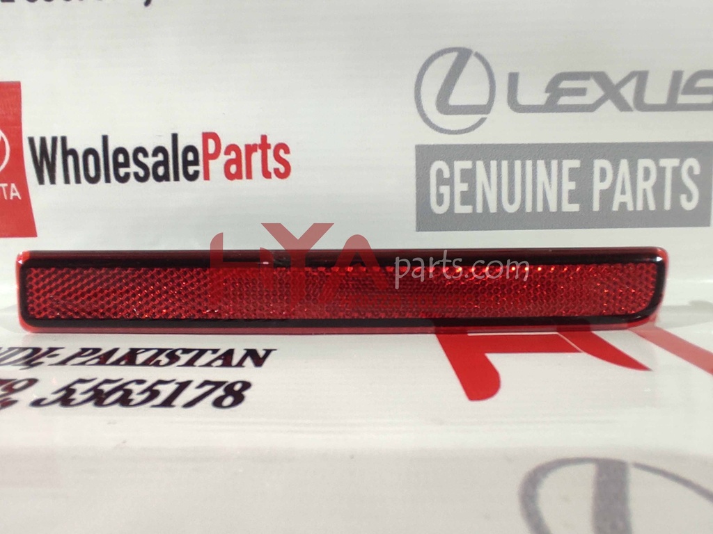 REFLECTOR ASSY, REFLEX, RH (REAR BUMPER REFLECTOR)