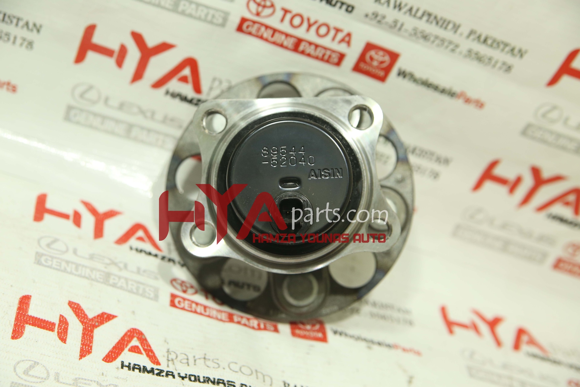 [42450-76020] HUB &amp; BEARING ASSY, REAR AXLE, RH