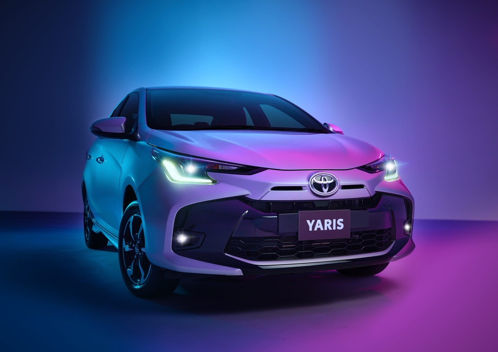 FACE LIFT YARIS 2024