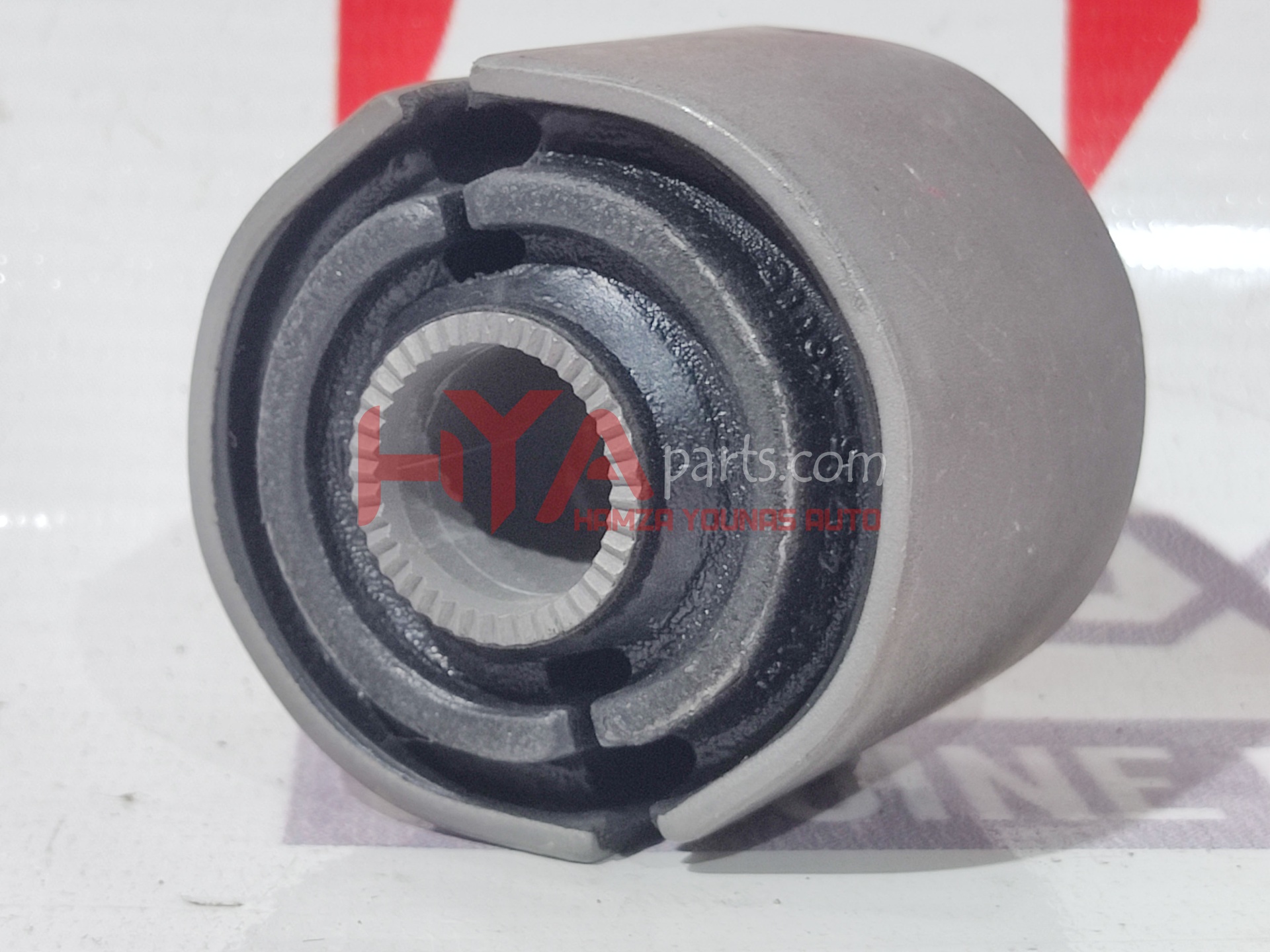 [48725-35010] BUSH, REAR AXLE CARRIER, RH