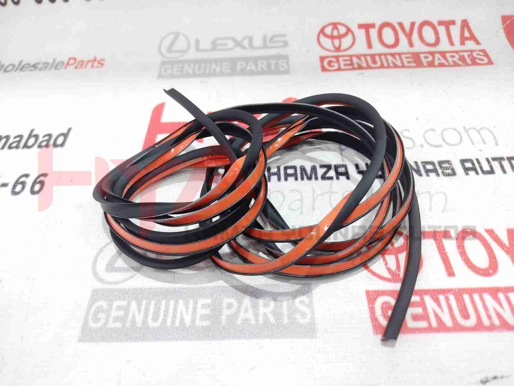 PROTECTOR, REAR SPOILER, NO.4