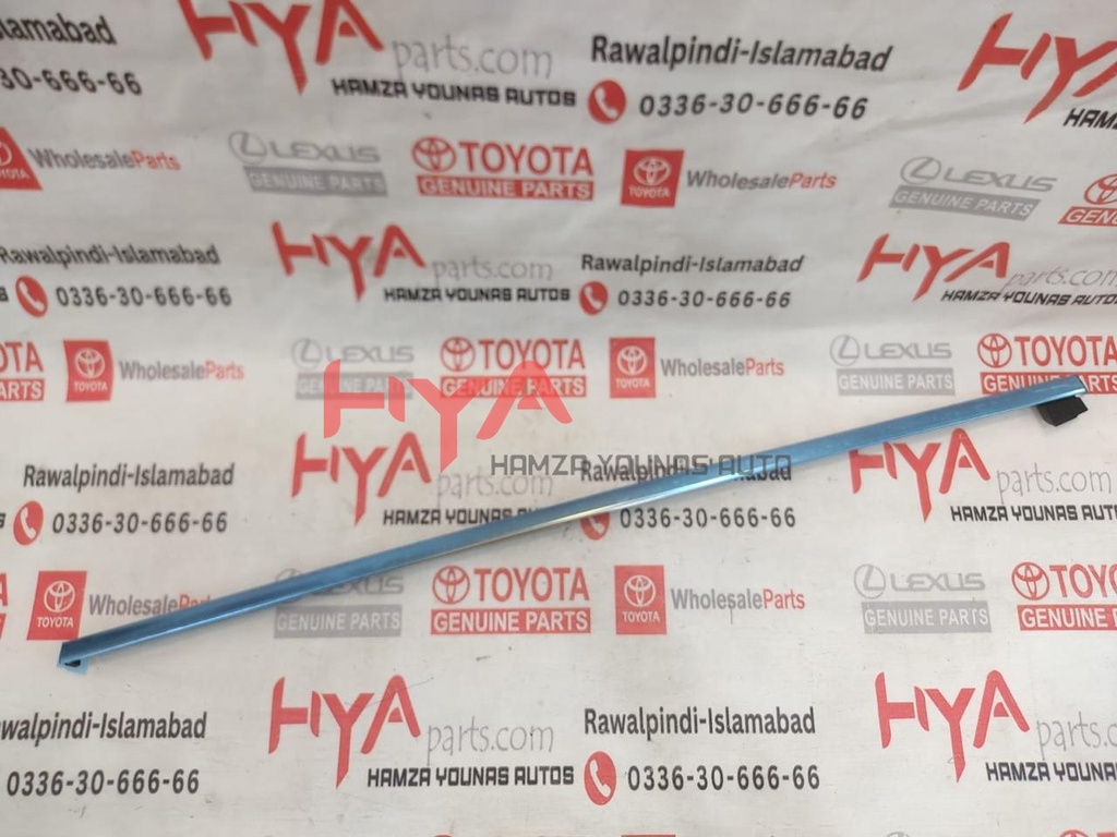 MOULDING, RR DOOR WINDOW FRAME, UPR RH