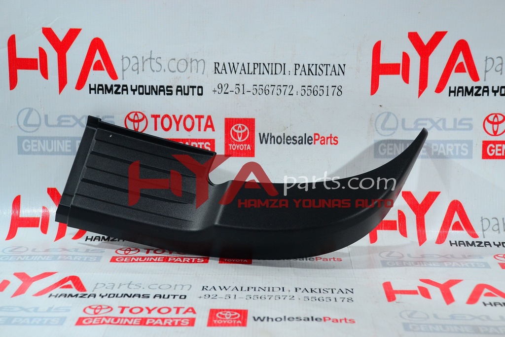 PLATE, REAR BUMPER, RH (BUMPER HOLE COVER)