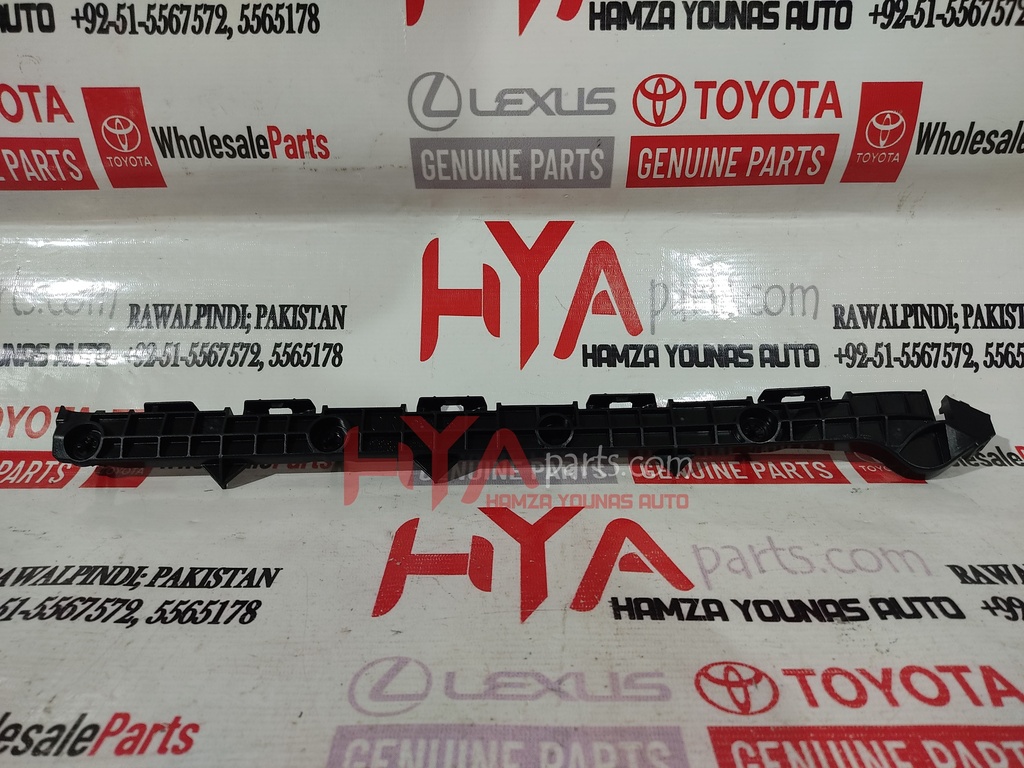 RETAINER, REAR BUMPER SIDE, RH (BUMPER SPACER)