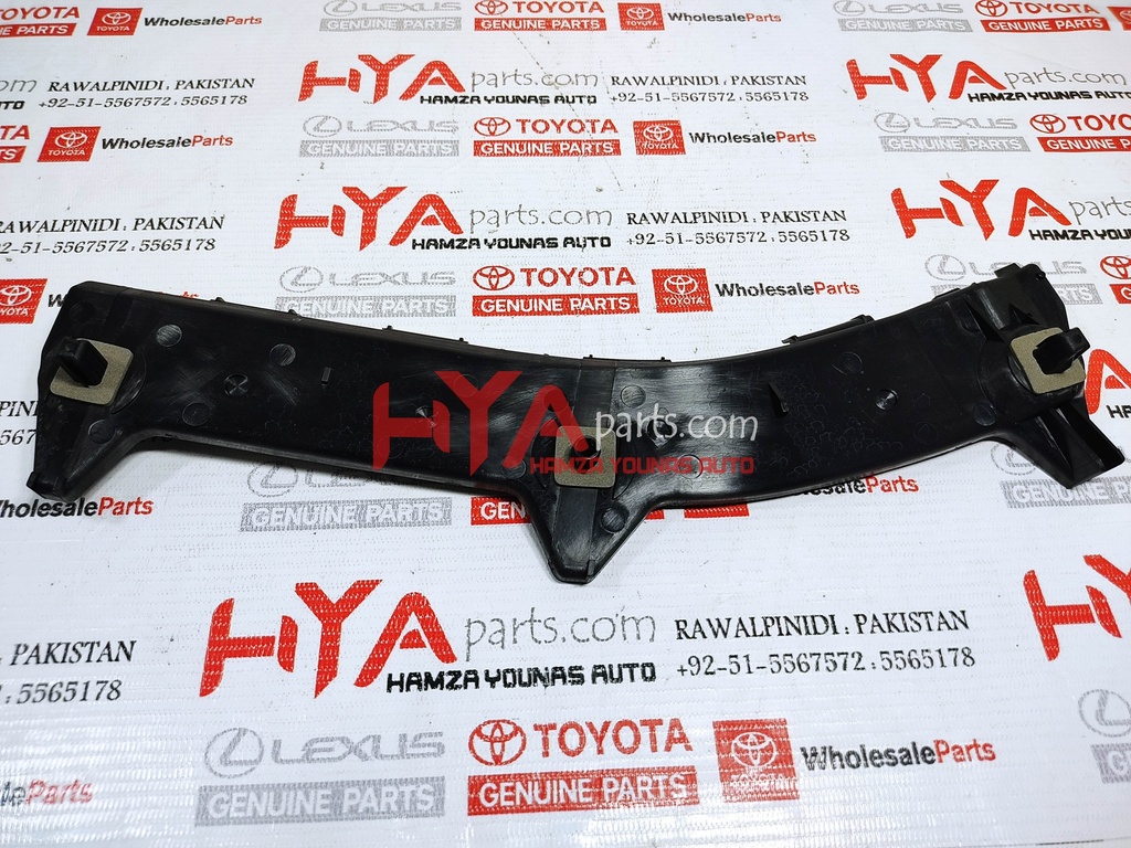 RETAINER, REAR BUMPER SIDE, RH (BUMPER SPACER)