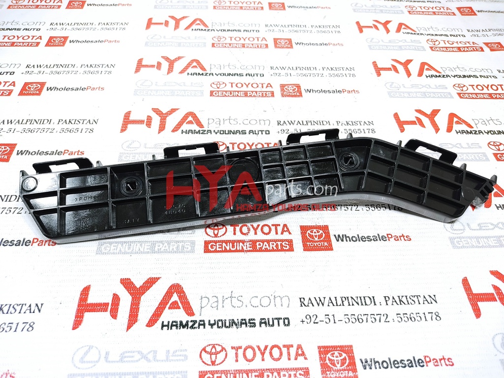 RETAINER, REAR BUMPER SIDE, RH (BUMPER SPACER)