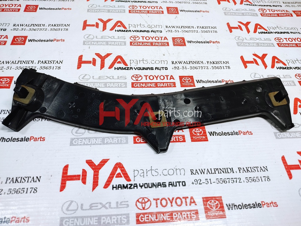 RETAINER, REAR BUMPER SIDE, LH (BUMPER SPACER)