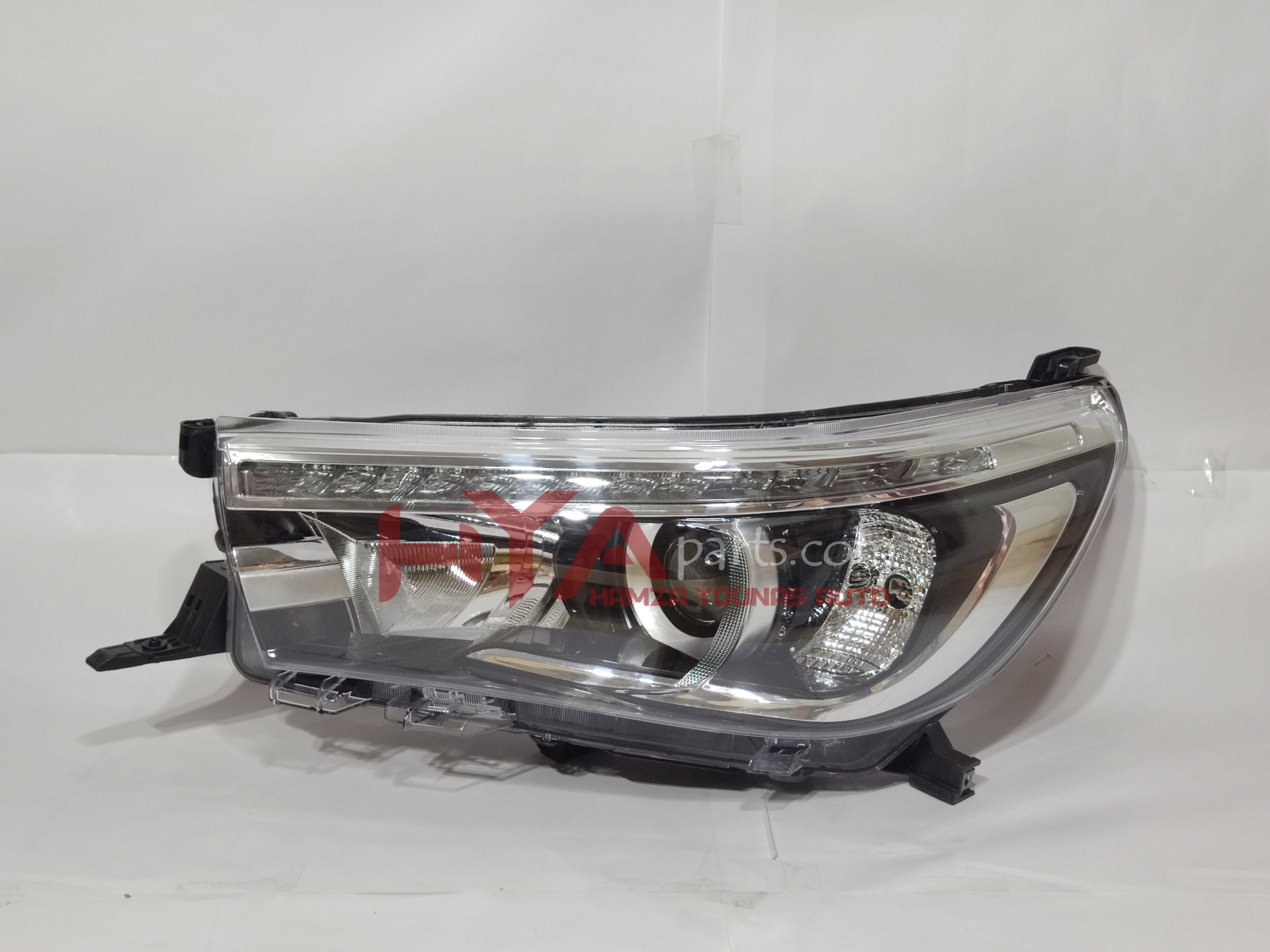 [DP 212-11AM-L] HEAD LIGHT REVO 2018 LED LH