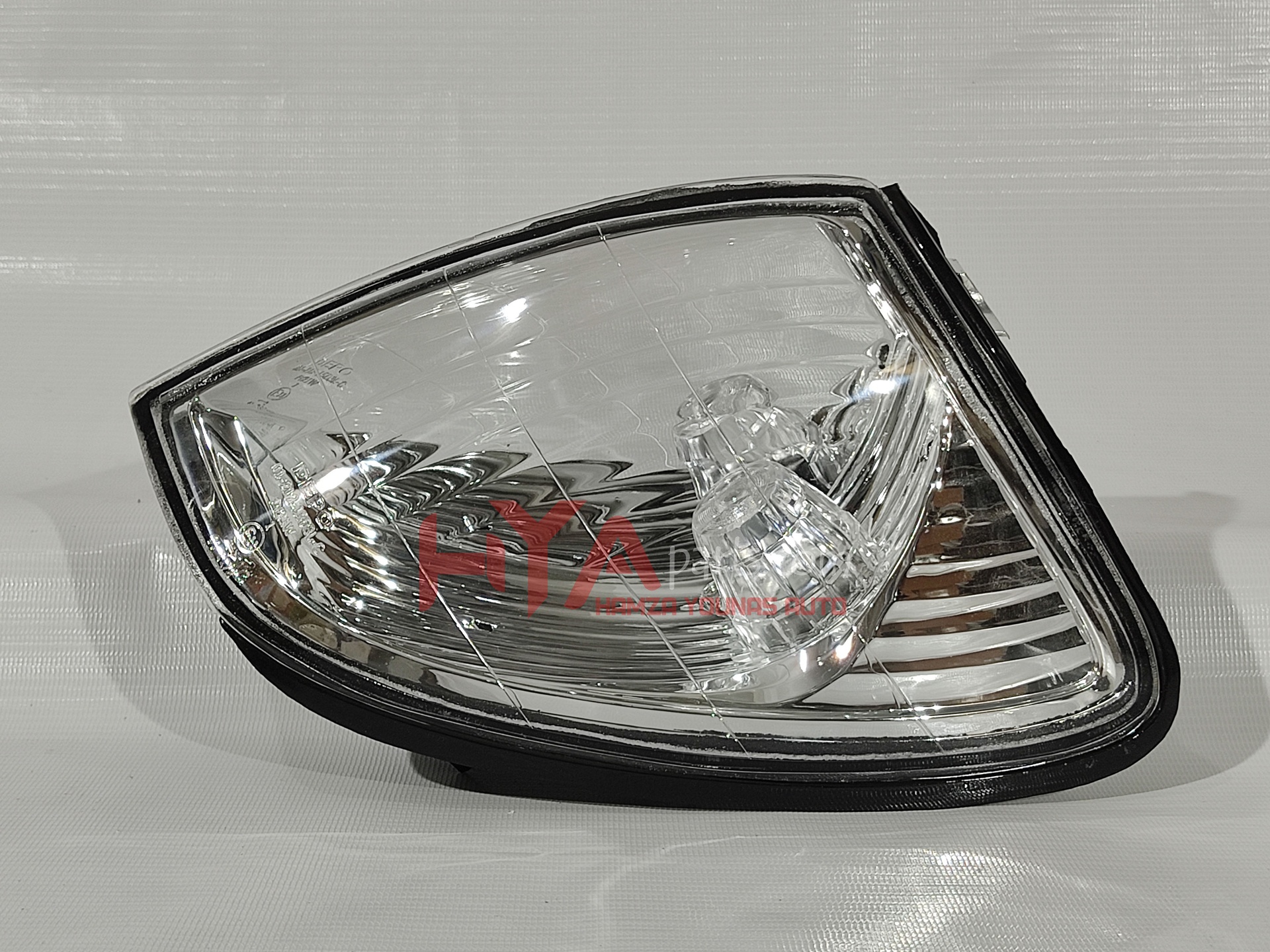 [DP 212-15D3L] PARKING LIGHT LAND CRUISER 2001 LH