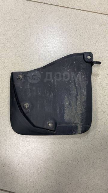 [76622-60180] MUDGUARD SUB-ASSY, FRONT FENDER, LH