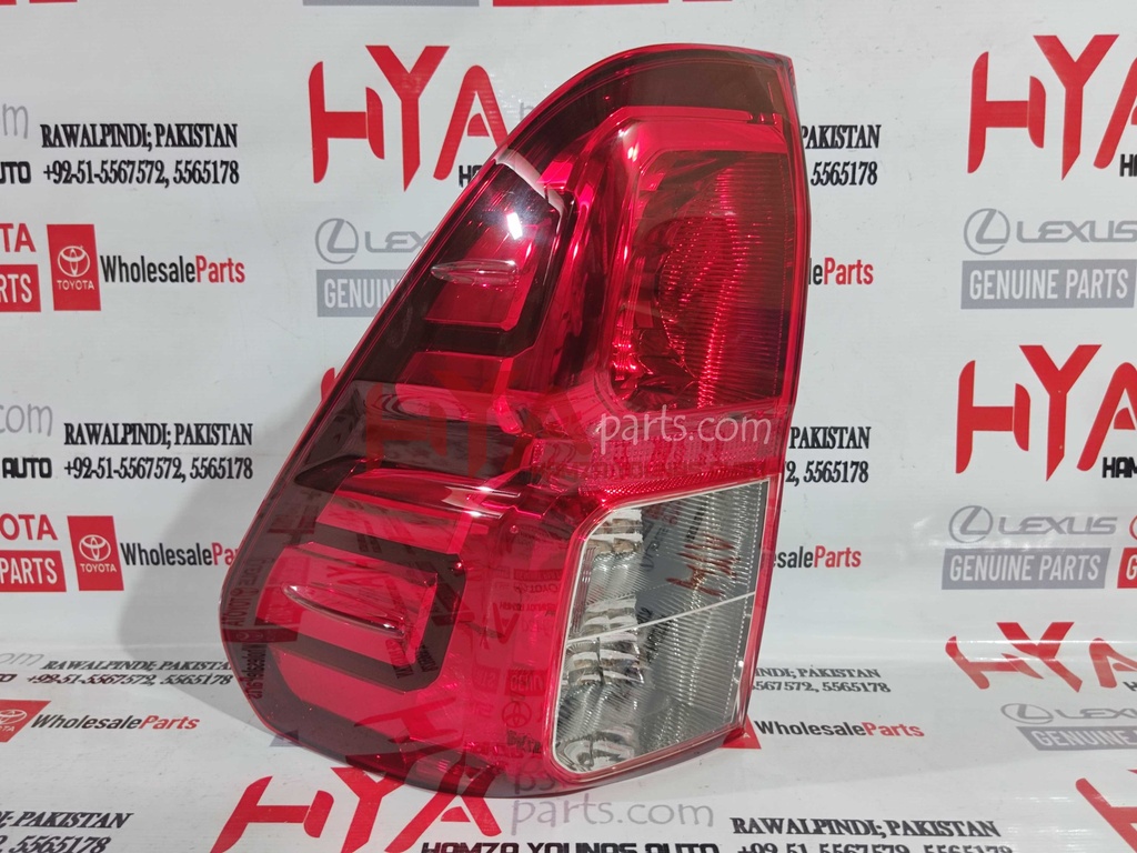 [81561-0K261] LENS &amp; BODY, REAR COMBINATION LAMP, LH