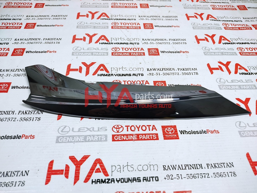 [81116-12K00] RIM, HEAD LAMP, RH