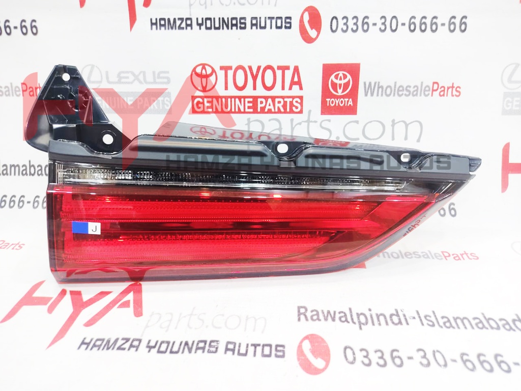 [81591-60400] LENS AND BODY, REAR LAMP, LH (BACK LIGHT)