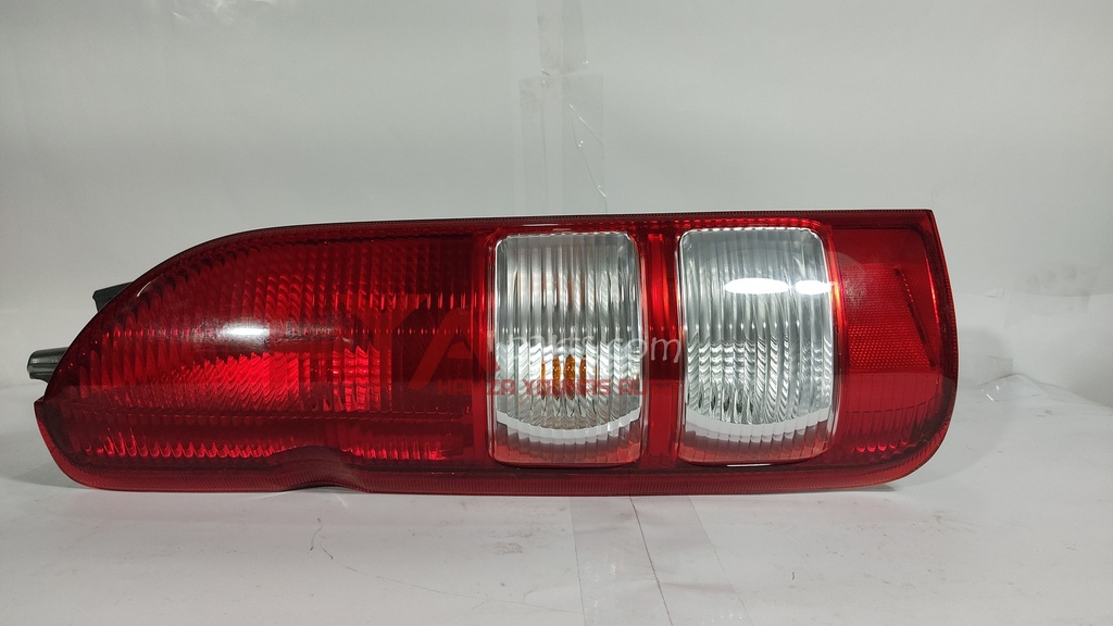 [DP 212-19K2L] BACK LIGHT HIACE 2004 LH